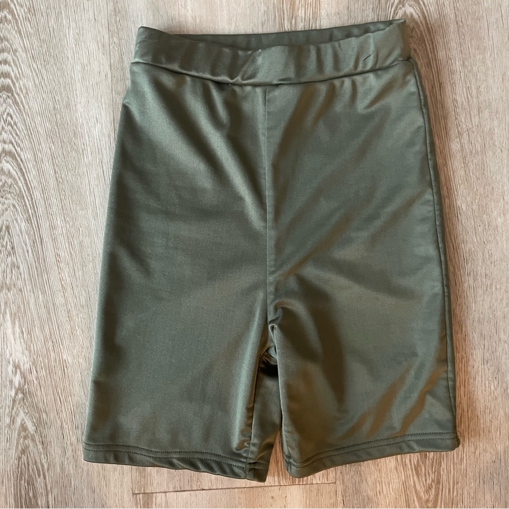 Polly green metallic luster bike shorts
